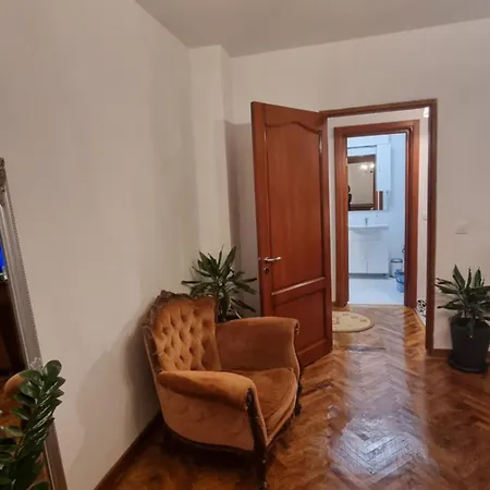 Apartment Toma Boutique *