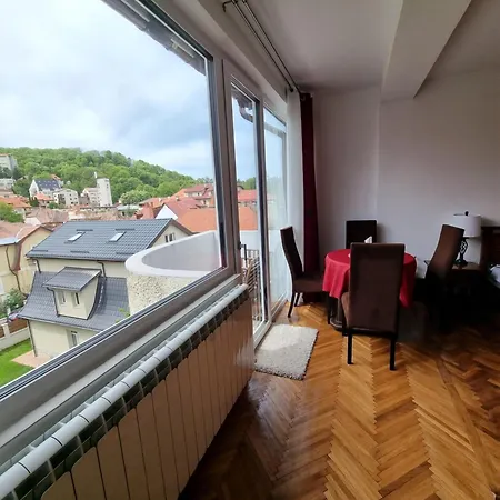 Apartment Toma Boutique *